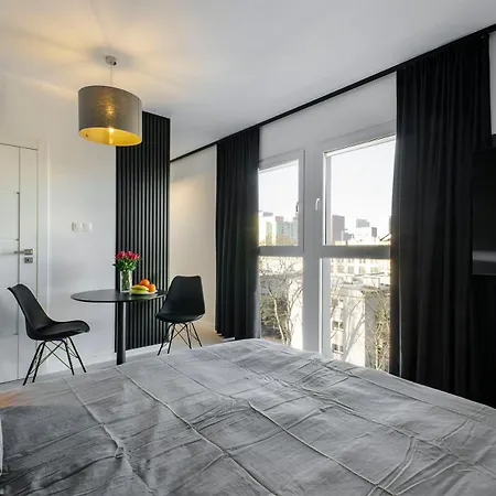 Apartamenty Centrum Wigury Parking Dostep Na Kod Lodz  Exterior photo