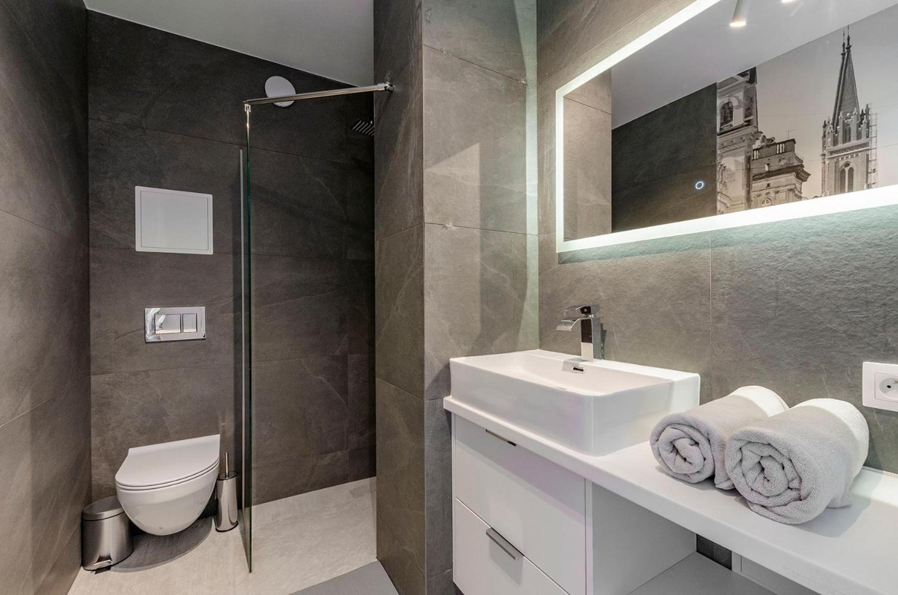 Centrum Wigury Parking Dostep Na Kod Apartment *